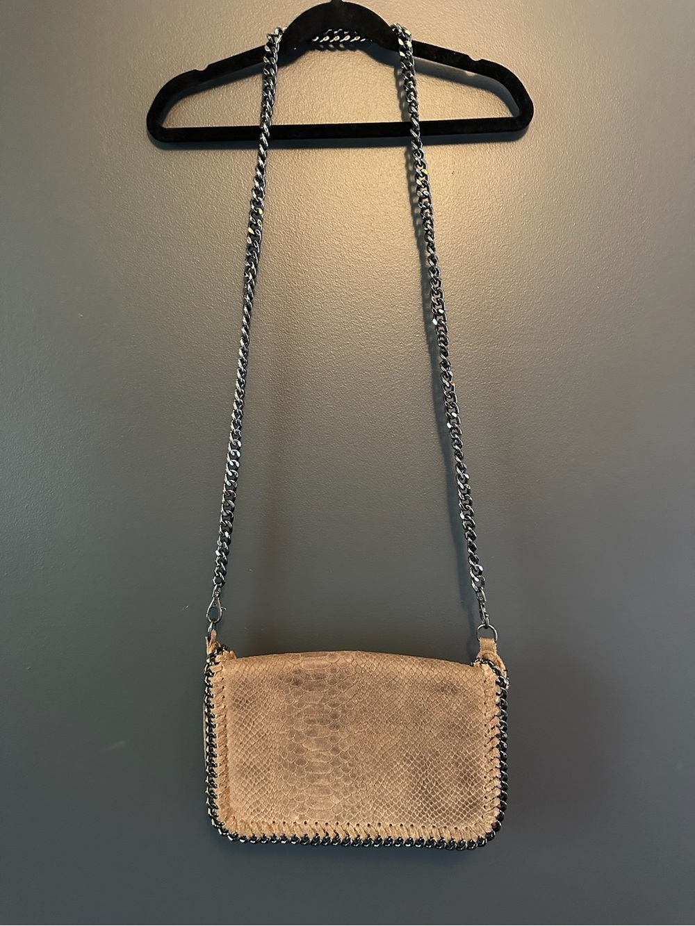 Women’s Tan Chain-Trim Crossbody Bag